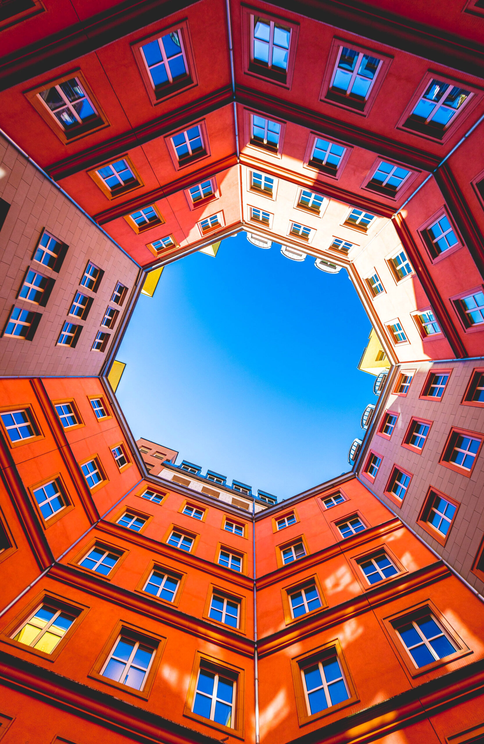 Unleash the Iconic: 7 Secrets to Captivating Landmark Photos